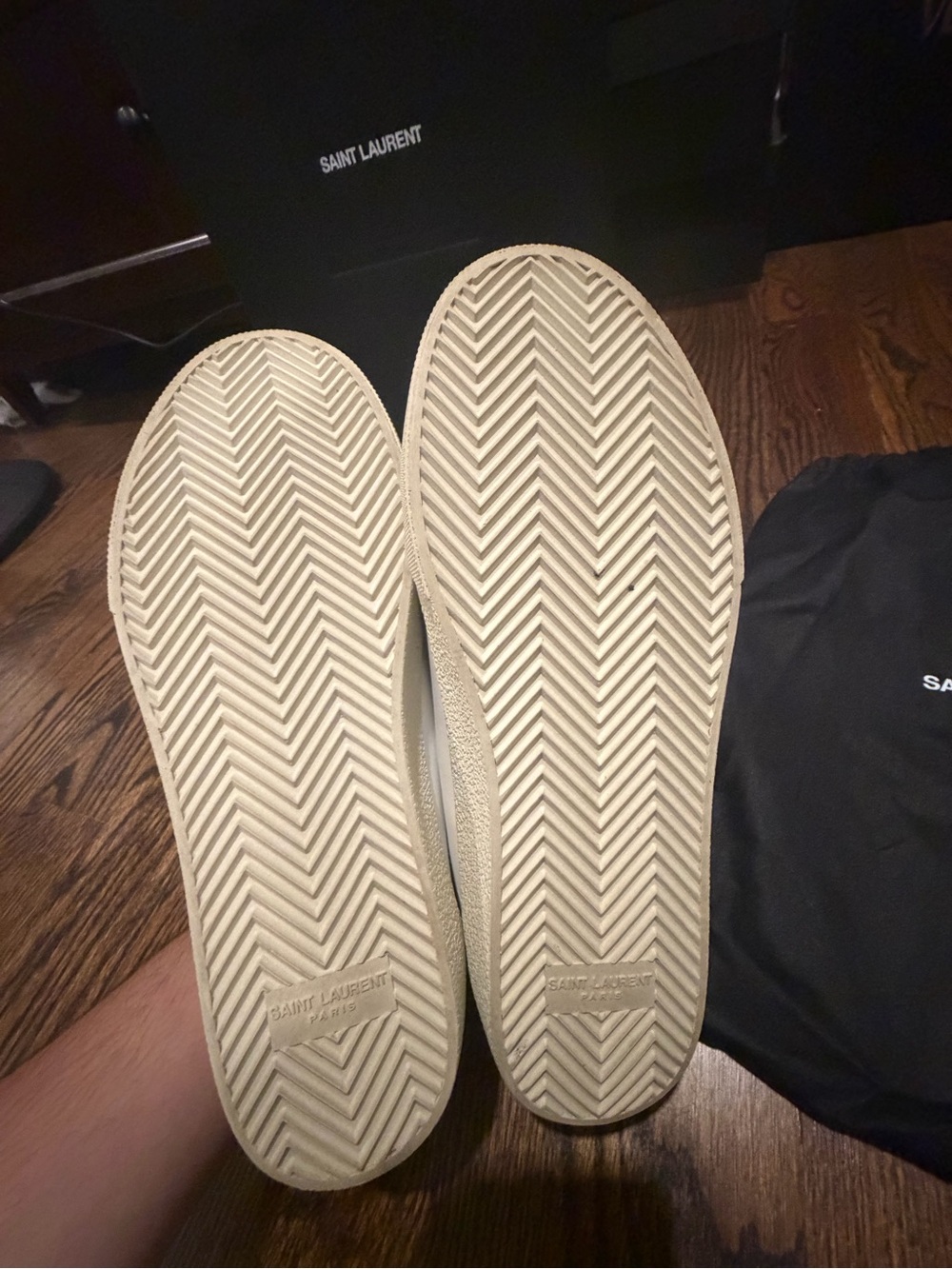 Saint Laurent White Leather Low-Top Sneakers - Picture 5 of 5